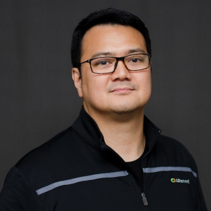 Jordan Dinglasan Team Headshot